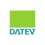 Ein grünes Quadrat befindet sich über dem Wort DATEV, das in fetten, türkisfarbenen, geometrischen Großbuchstaben auf weißem Hintergrund geschrieben ist.